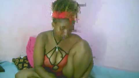 Snapshot of linah1123 chatting on 10.01.25 linah1123 online show from 10.01.25