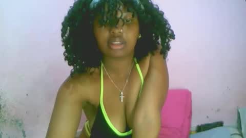 Snapshot of linah1123 chatting on 10.08.25 linah1123 online show from 10.08.25