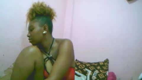 Snapshot of linah1123 chatting on 11.20.25 linah1123 online show from 11.20.25