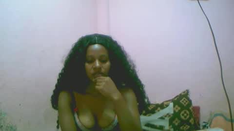 Snapshot of linah1123 chatting on 12.02.25 linah1123 online show from 12.02.25