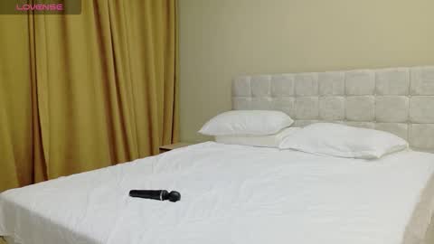 Anna online show from 11.08.25