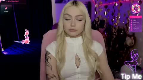 I am Lina online show from 04.23.26
