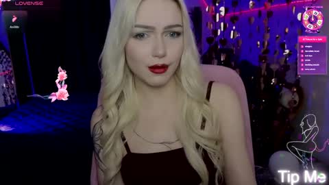 I am Lina online show from 04.24.26