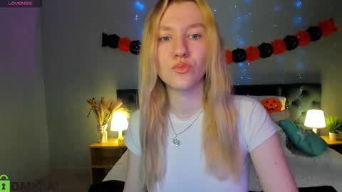 linarayy online show from 10.22.25