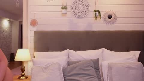 LinaReese online show from 03.11.25