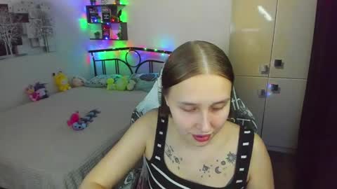 Lina online show from 05.04.26