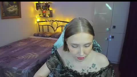 Lina online show from 06.12.26