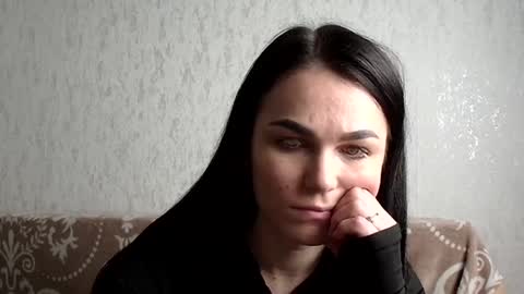 Snapshot of linda_aa chatting on 02.15.25 Linda online show from 02.15.25