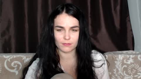 Snapshot of linda_aa chatting on 03.04.25 Linda online show from 03.04.25