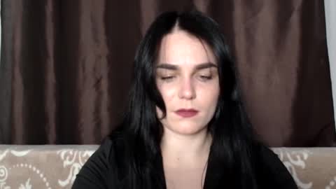 Snapshot of linda_aa chatting on 03.05.25 Linda online show from 03.05.25