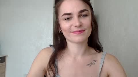 Snapshot of linda_aa chatting on 09.13.25 Linda online show from 09.13.25