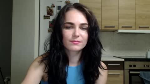 Snapshot of linda_aa chatting on 09.18.25 Linda online show from 09.18.25