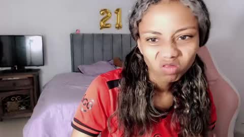 Snapshot of linda_brown_1 chatting on 05.16.26 linda brown online show from 05.16.26