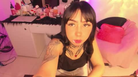Lindaa maria  online show from 03.01.26