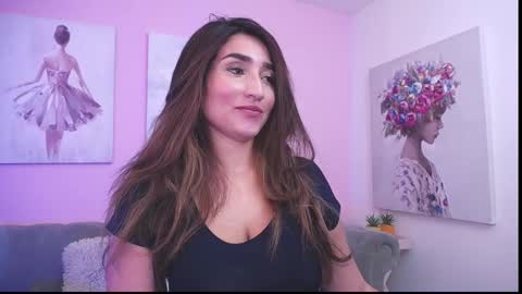 Snapshot of linda_morgan1 chatting on 10.03.25 Maria Paula online show from 10.03.25