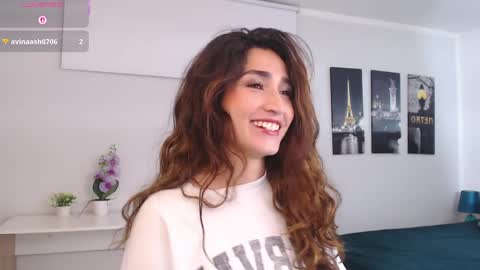 Maria Paula online show from 04.26.26