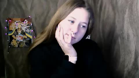 Snapshot of linda_s_ chatting on 10.02.25 Linda online show from 10.02.25