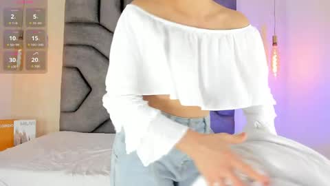 Linda Saenz online show from 06.06.26