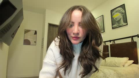 Nia  online show from 01.12.25