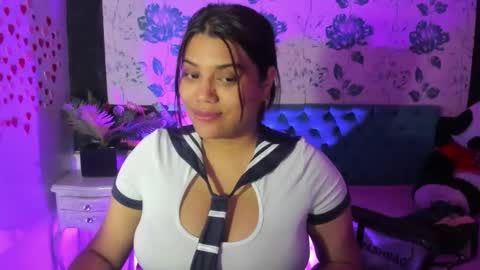 Snapshot of lindabreexlove chatting on 01.17.25 online show from 01.17.25