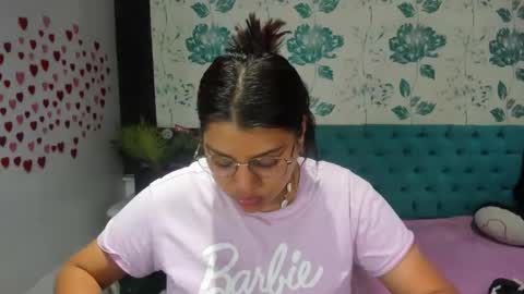 Snapshot of lindabreexlove chatting on 01.19.25 online show from 01.19.25
