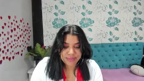 Snapshot of lindabreexlove chatting on 01.28.25 online show from 01.28.25