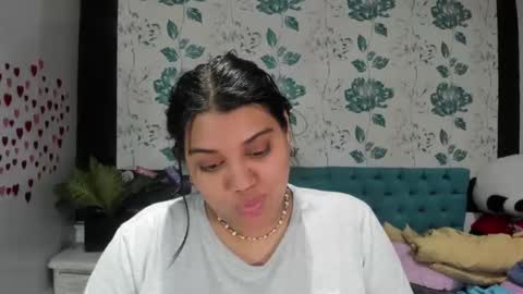 Snapshot of lindabreexlove chatting on 02.20.25 online show from 02.20.25