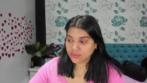 Snapshot of lindabreexlove chatting on 02.24.25 online show from 02.24.25