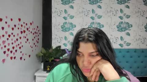 Snapshot of lindabreexlove chatting on 03.11.25 online show from 03.11.25