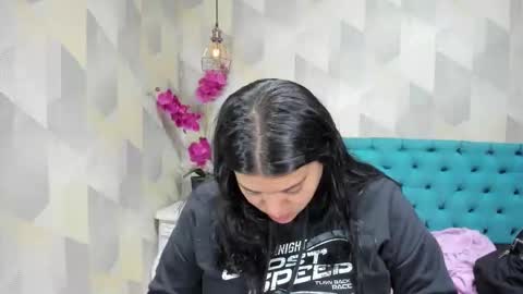 Snapshot of lindabreexlove chatting on 10.01.25 online show from 10.01.25