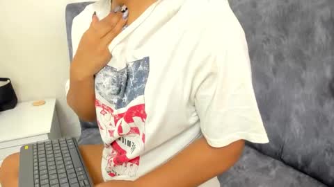 Snapshot of lindacastro2 chatting on 02.08.26 ig linda cw2 online show from 02.08.26