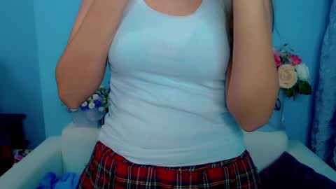 Snapshot of lindaliiii chatting on 12.13.24 Linda online show from 12.13.24