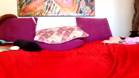 Snapshot of lindalovesexy chatting on 06.27.26 Linda online show from 06.27.26