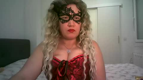 LindaXSmile online show from 03.07.25