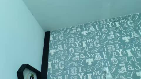 Snapshot of lindsey8 chatting on 10.31.25 Lindsey online show from 10.31.25