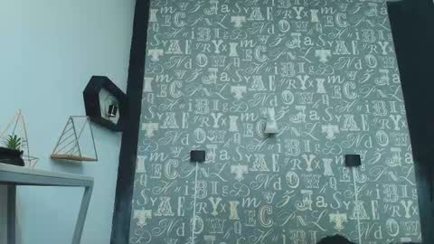 Snapshot of lindsey8 chatting on 12.01.25 Lindsey online show from 12.01.25