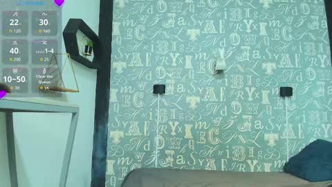 Snapshot of lindsey8 chatting on 12.16.25 Lindsey online show from 12.16.25