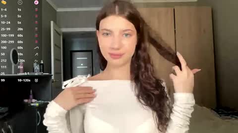 Linda online show from 04.22.26