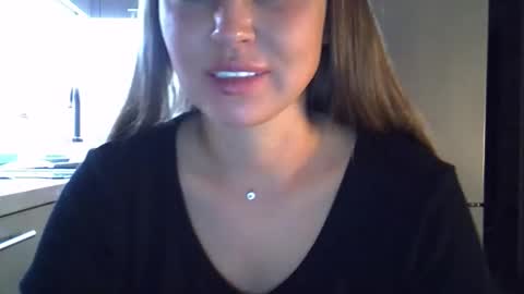 Snapshot of lindsisecret chatting on 09.13.25 Anna online show from 09.13.25
