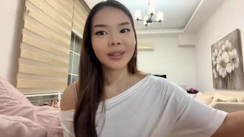 Snapshot of linhtadt chatting on 03.14.26 Lira online show from 03.14.26