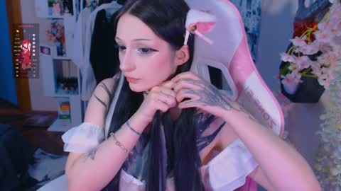 Lina online show from 12.04.24