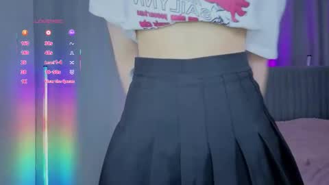 Linna online show from 10.13.25