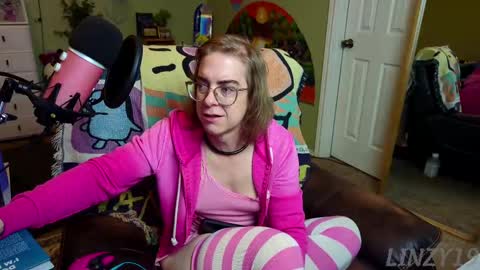 Linzy19 online show from 03.03.25