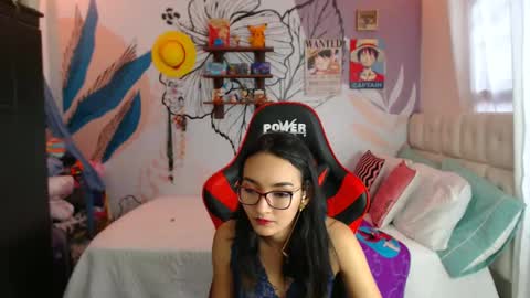 Snapshot of linzybaner chatting on 02.21.25 LinzyBaner online show from 02.21.25