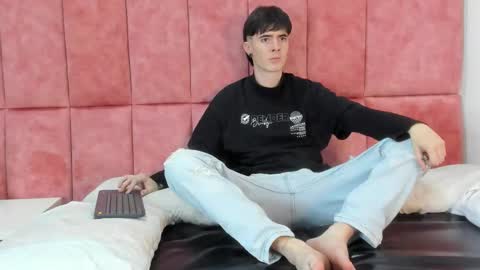 Snapshot of lio_____ chatting on 03.03.26 Lio online show from 03.03.26