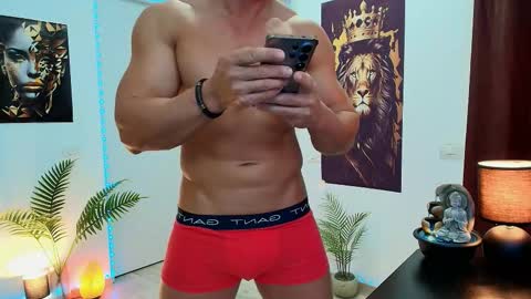 Snapshot of lionbanx chatting on 03.16.26 Leo online show from 03.16.26