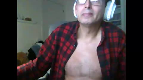 Snapshot of liongr69 chatting on 01.06.26 liongr69 online show from 01.06.26