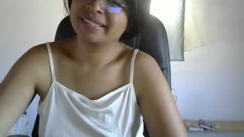 liora online show from 04.29.26