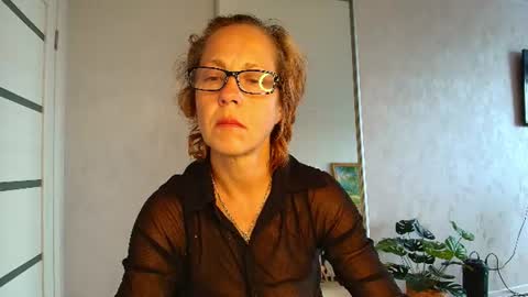 Snapshot of lioraweiss chatting on 07.14.26 Liora Weiss online show from 07.14.26
