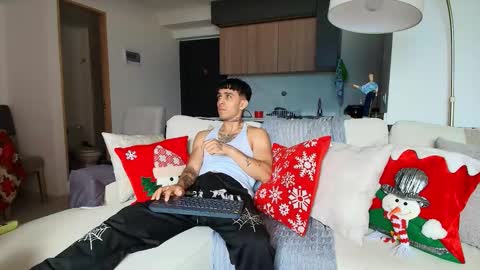 Snapshot of liorvante chatting on 01.06.26 Lior Vante online show from 01.06.26